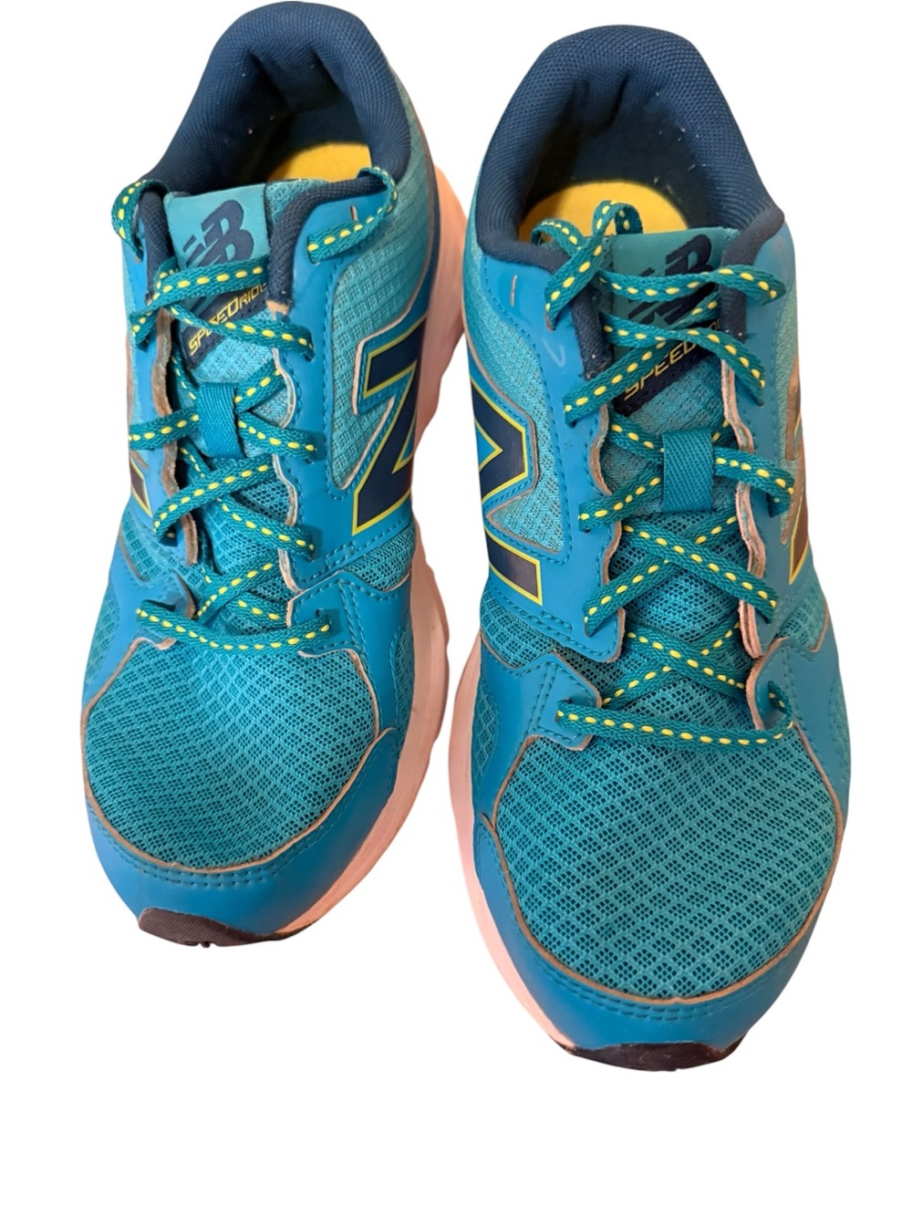 New Balance Women’s 9 Size Teal Athletic Sneakers
